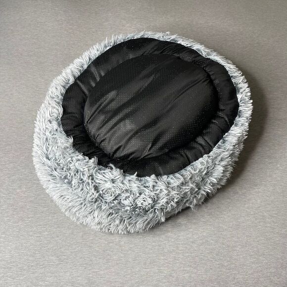 Western Home 24'' Donut Faux Fur Plush Pet Bed - Picture 2 of 9